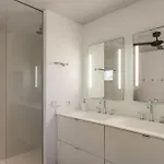 New! Xic Vila *