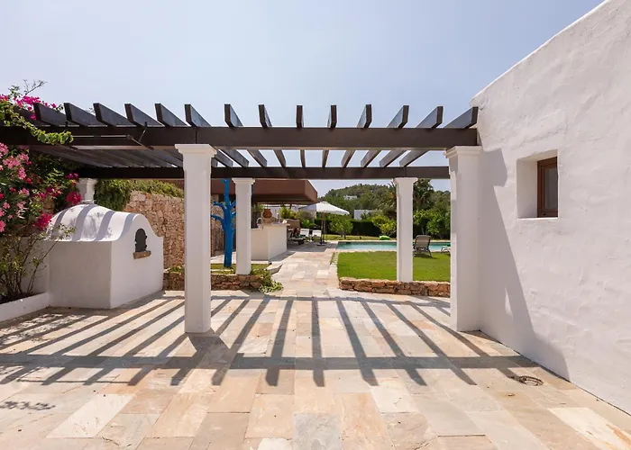 New! Xic Santa Eularia des Riu